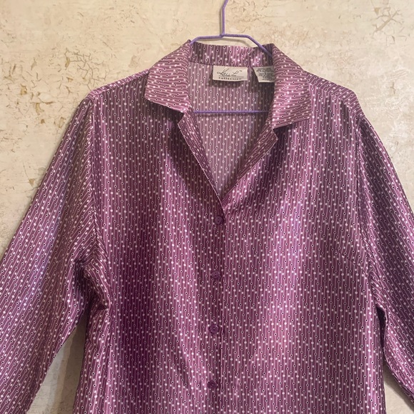 Kathy Lee Print Blouse - Picture 2 of 5